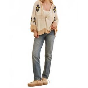 NEW MELLO hooded floral crochet quarter sleeve top in ivory